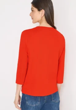 Basic T-Shirt