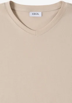 Basic T-Shirt