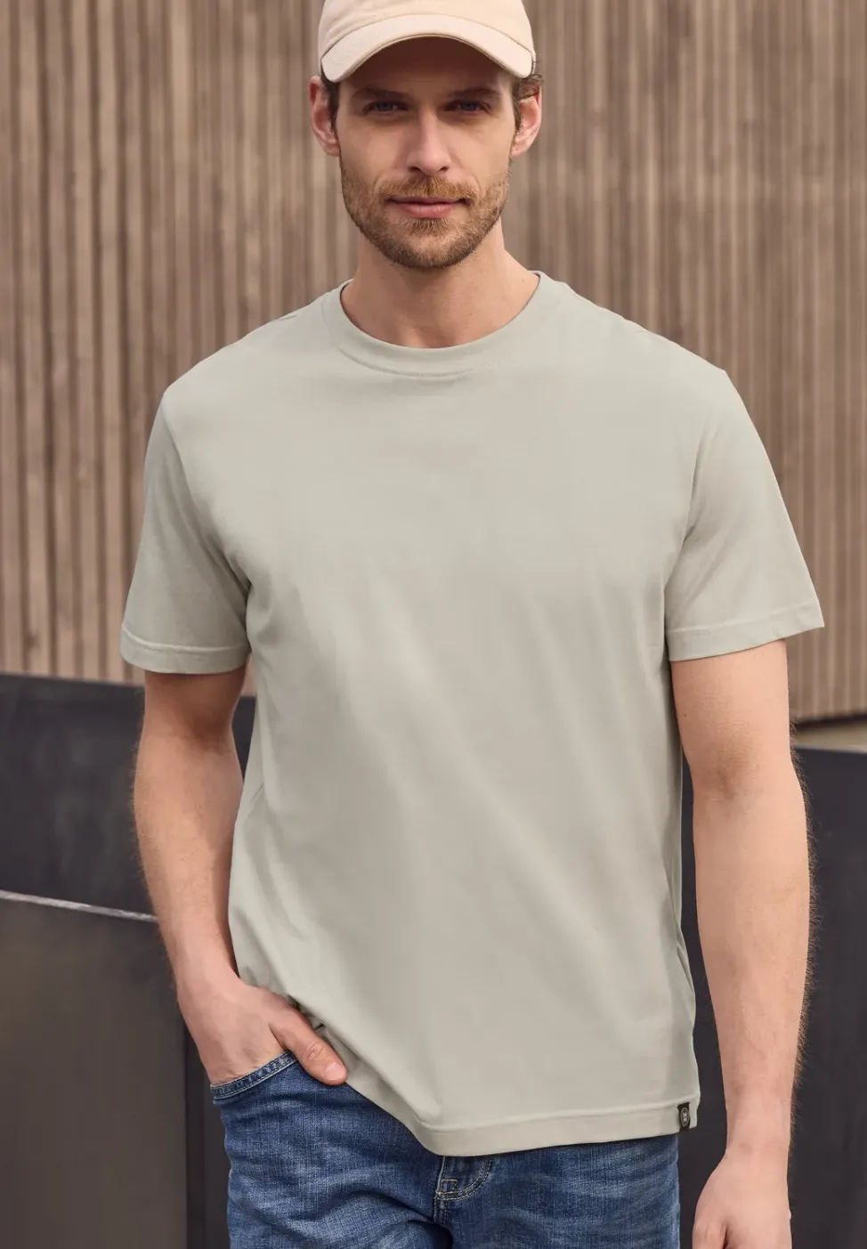 Basic T-Shirt aus reiner Baumwolle