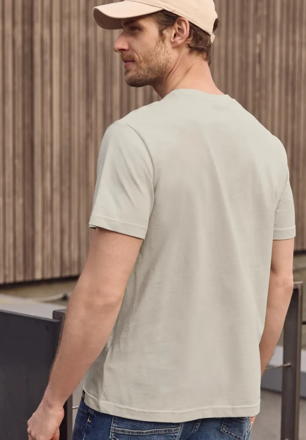 Basic T-Shirt aus reiner Baumwolle