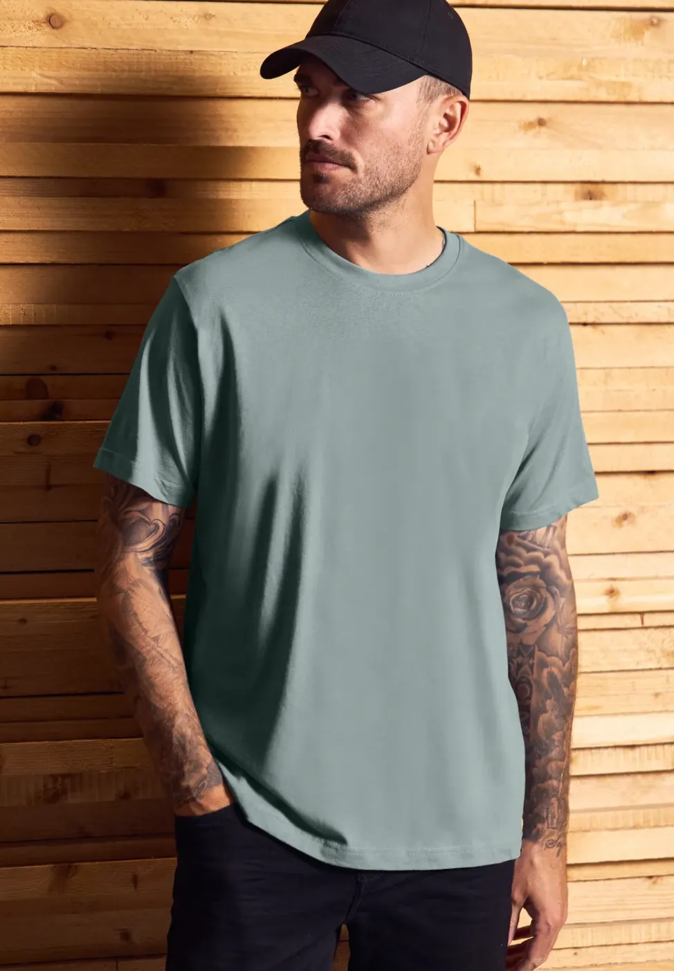 Basic T-Shirt in Unifarbe