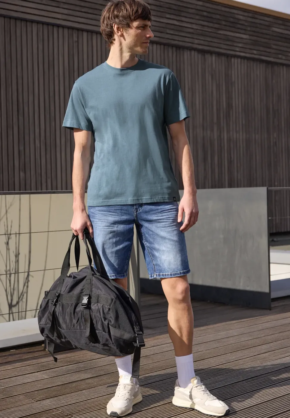 Basic T-Shirt in Unifarbe