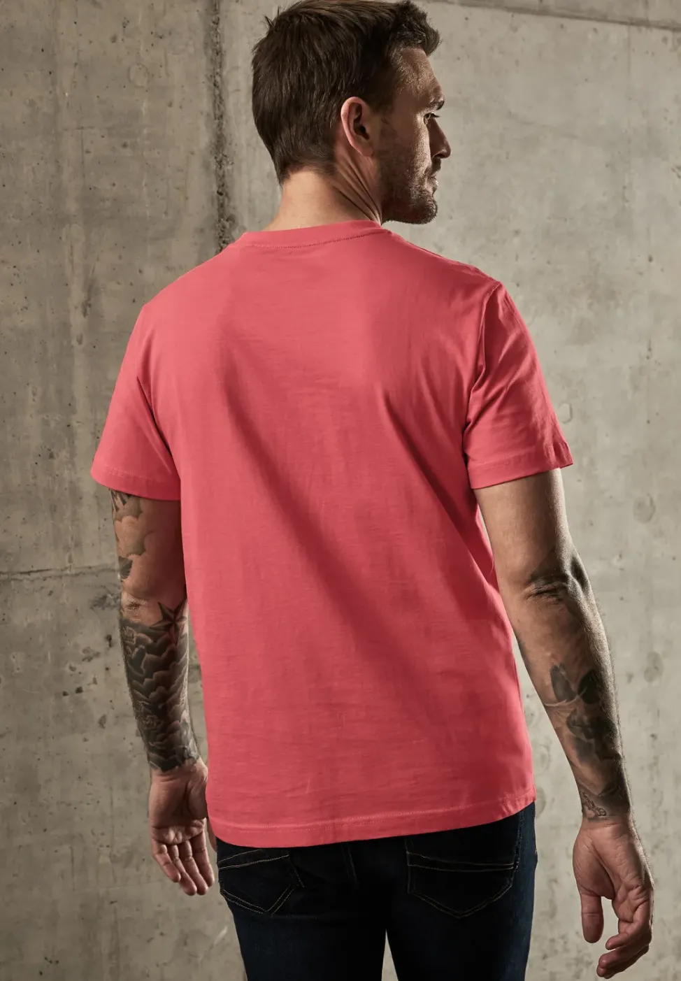 Basic T-Shirt in Unifarbe