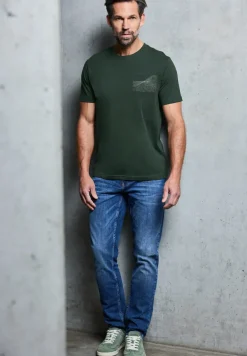 Basic T-Shirt mit Chestprint