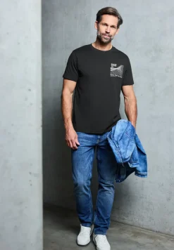 Basic T-Shirt mit Chestprint
