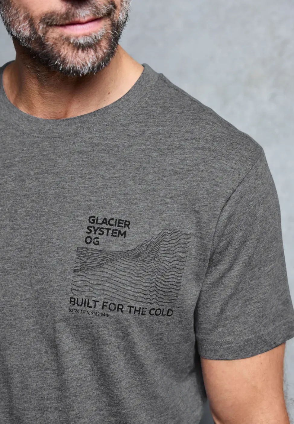 Basic T-Shirt mit Chestprint