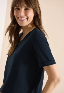Basic T-Shirt mit Kurzarm und V-Neck