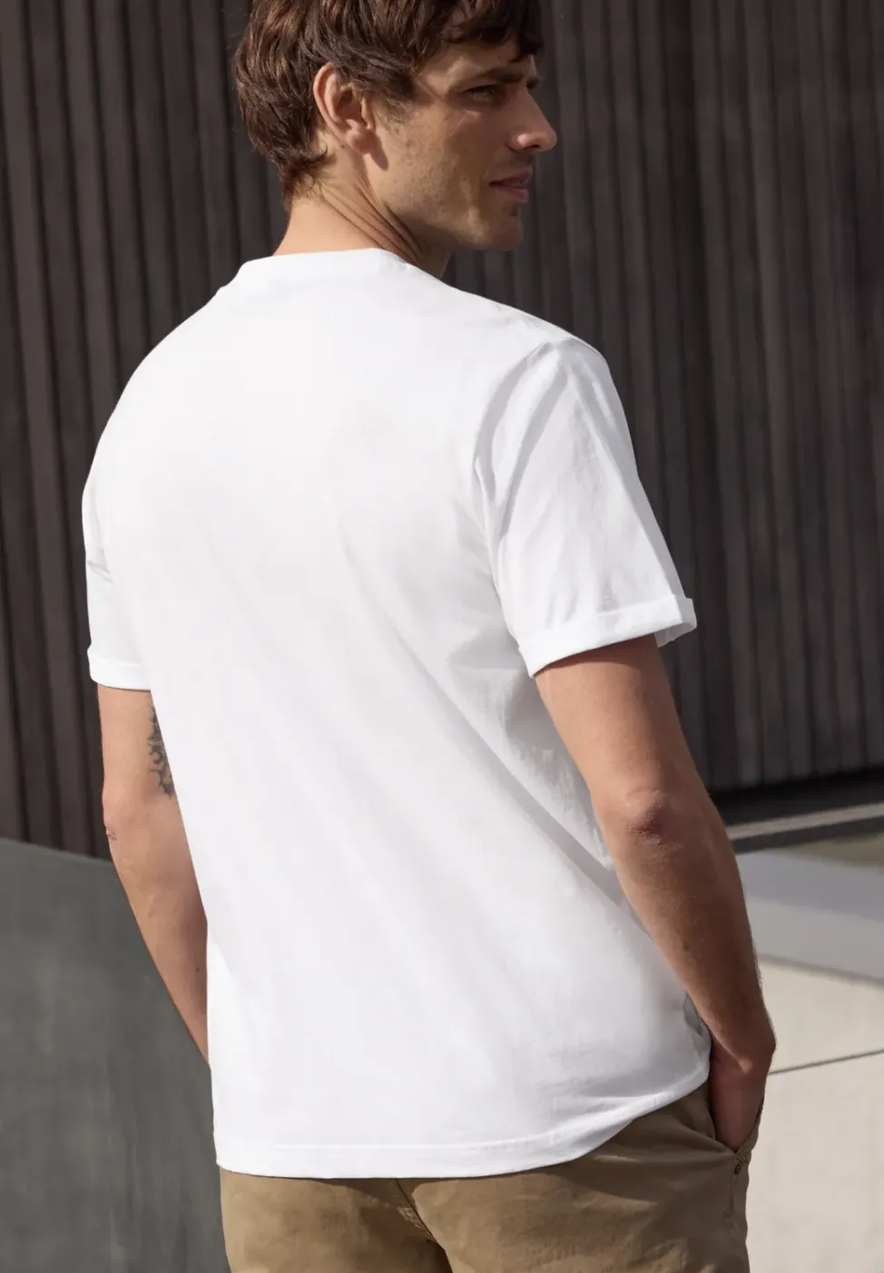 Basic T-Shirt mit Rundhals und Turn-Up