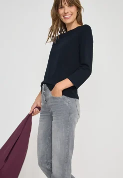 Basic U-Boot Shirt