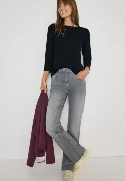 Basic U-Boot Shirt