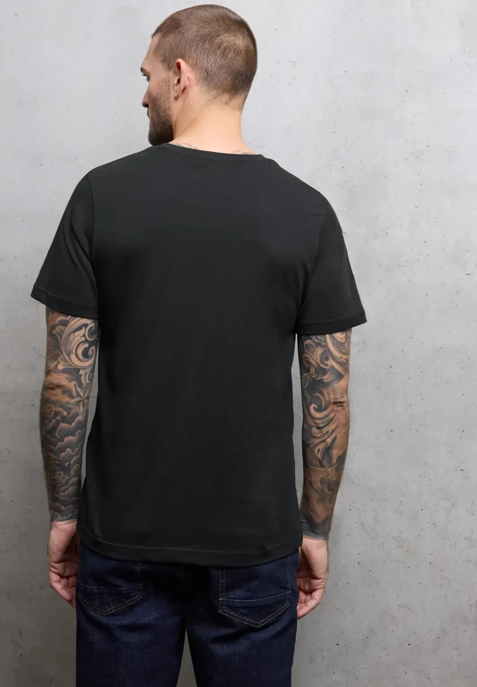 Basic V-Neck T-Shirt