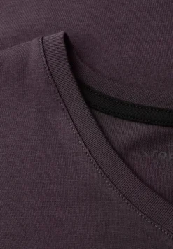 Basic V-Neck T-Shirt