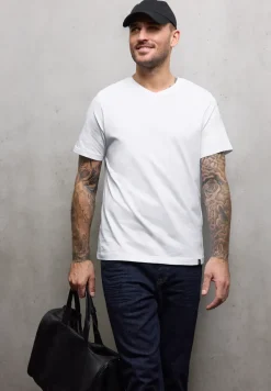 Basic V-Neck T-Shirt
