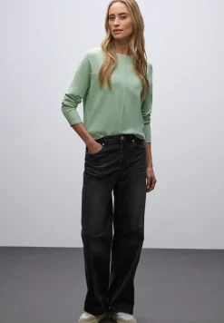 Basic Dolman Pullover