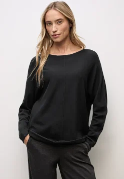 Basic Dolman Pullover