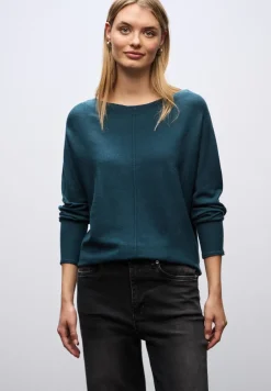 Basic Dolman Pullover