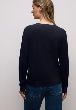 Basic Pullover