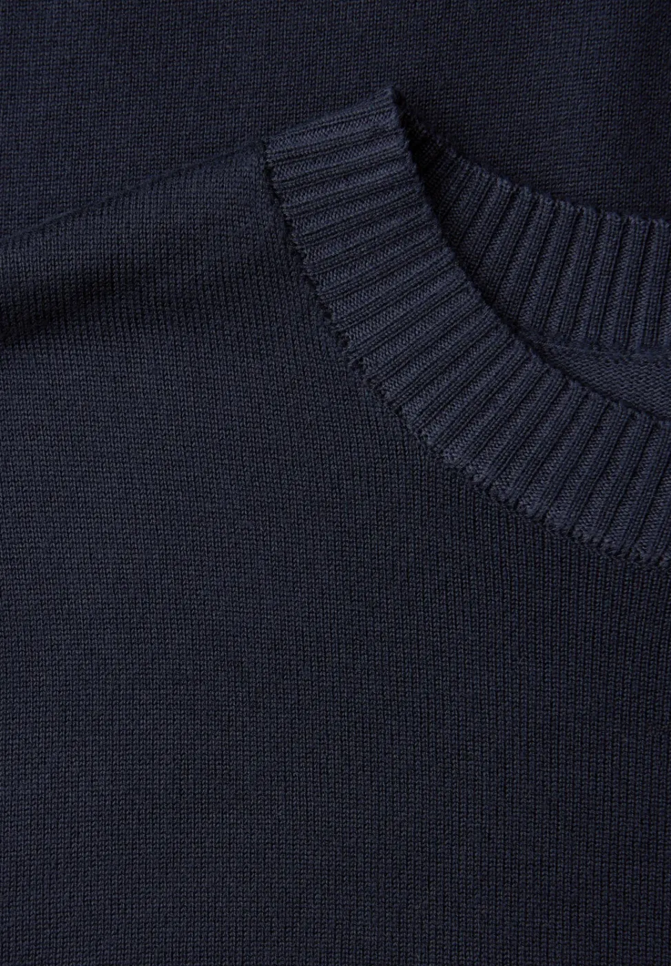 Basic Pullover