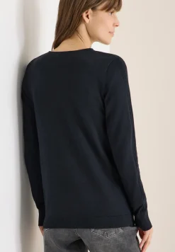 Basic Pullover