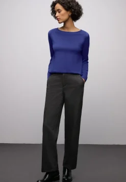 Basic Pullover