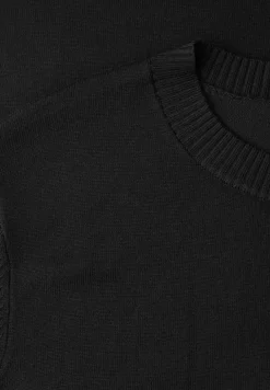 Basic Pullover