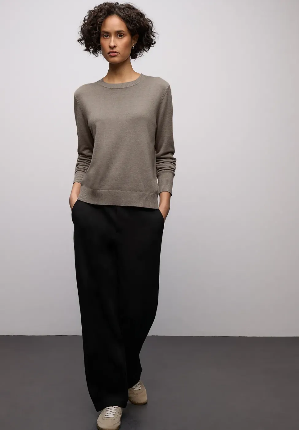 Basic Pullover