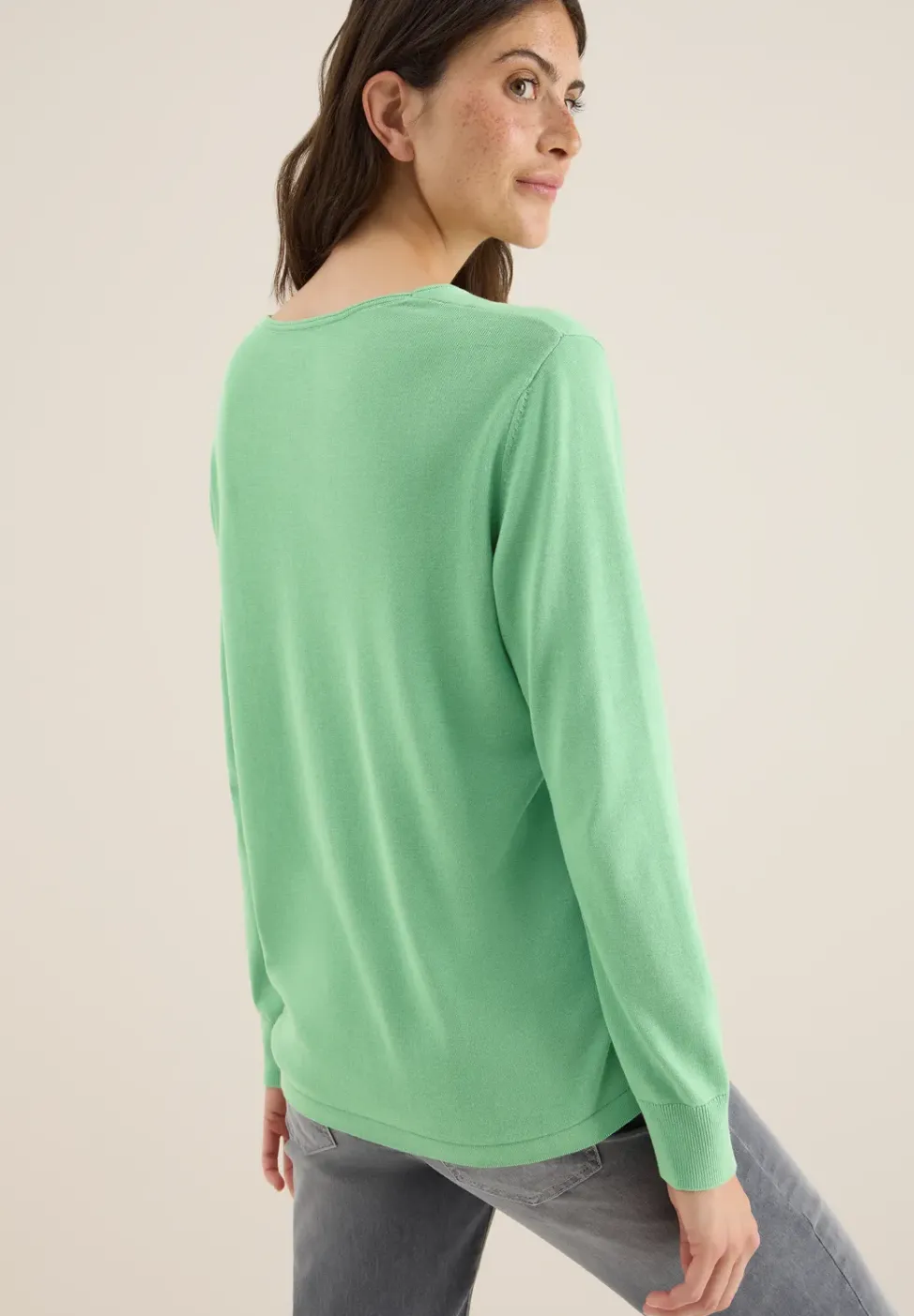 Basic Pullover
