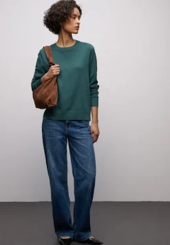 Basic Pullover