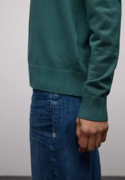 Basic Pullover