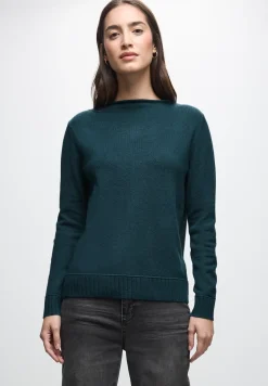 Basic Pullover