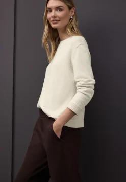 Basic Pullover