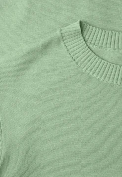 Basic Pullover