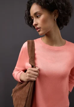 Basic Pullover