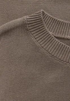 Basic Pullover