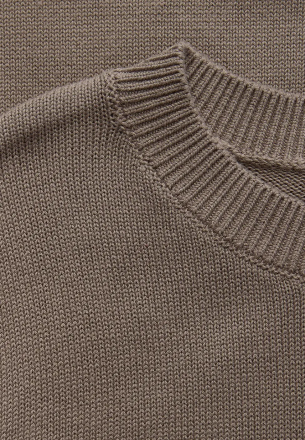Basic Pullover
