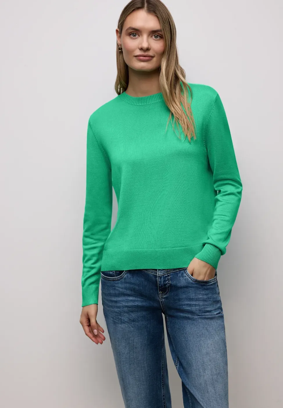 Basic Pullover