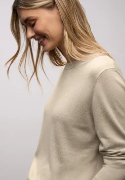 Basic Pullover
