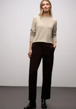 Basic Pullover