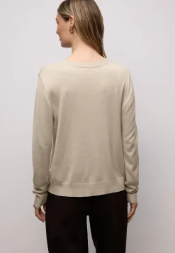 Basic Pullover