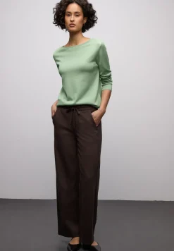 Basic Pullover
