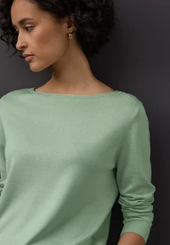 Basic Pullover