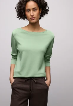 Basic Pullover