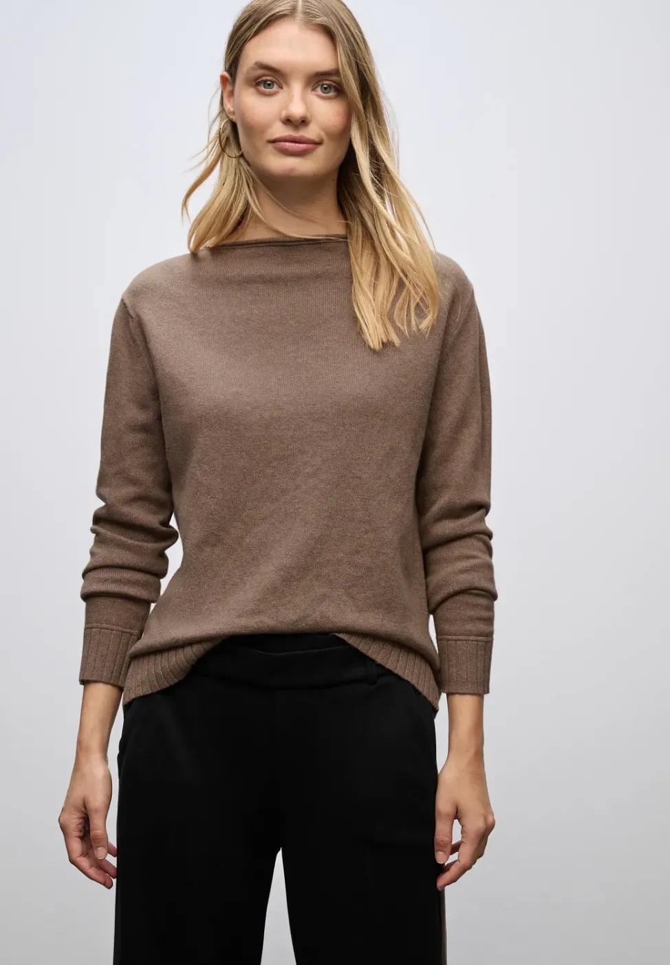 Basic Pullover