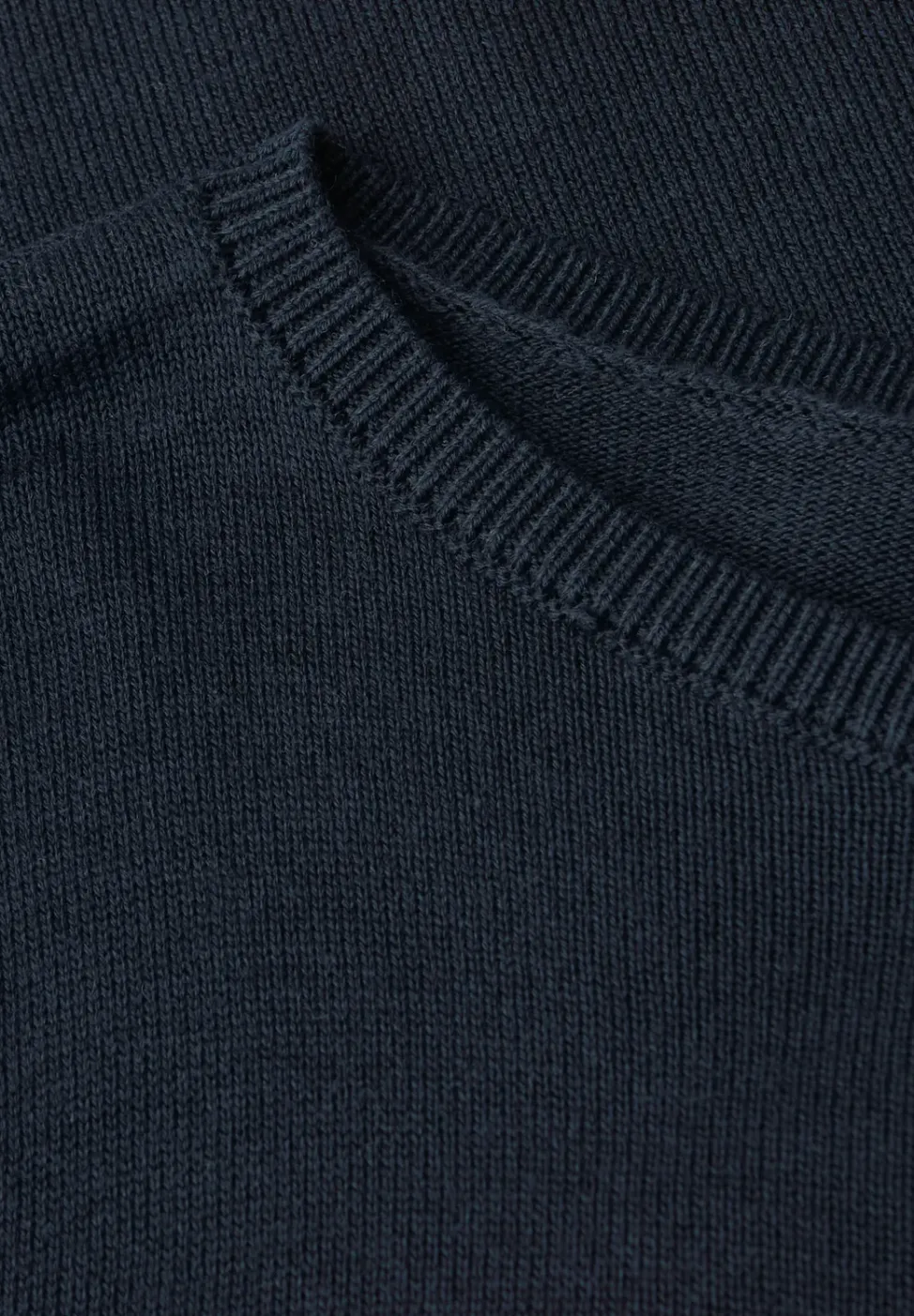 Basic Pullover