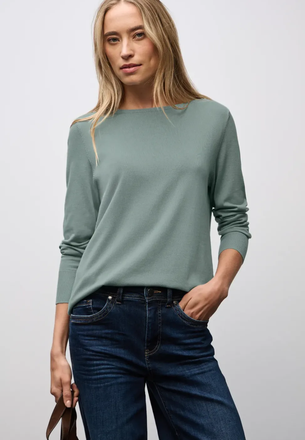 Basic Pullover