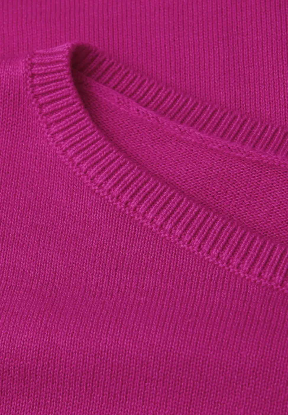 Basic Pullover