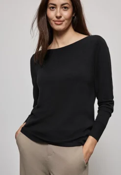 Basic Pullover