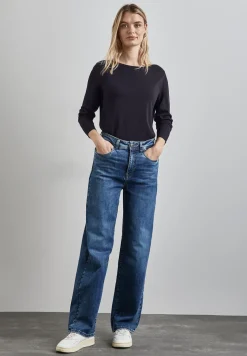 Basic Pullover
