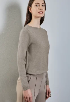 Basic Pullover