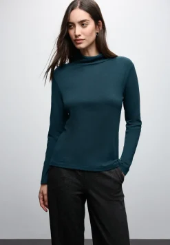 Basic Rollkragenshirt